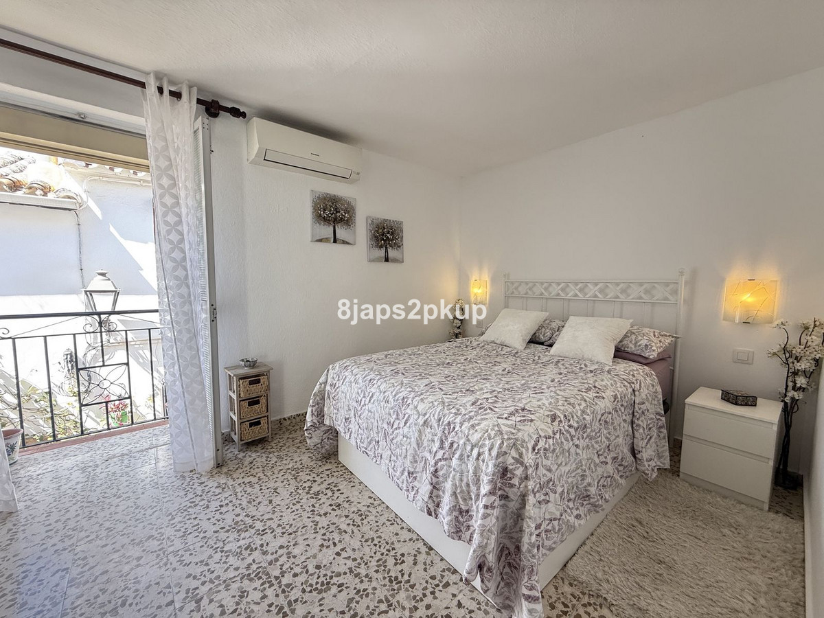 Huis te koop in Estepona | 2 slaapkamers H5360623