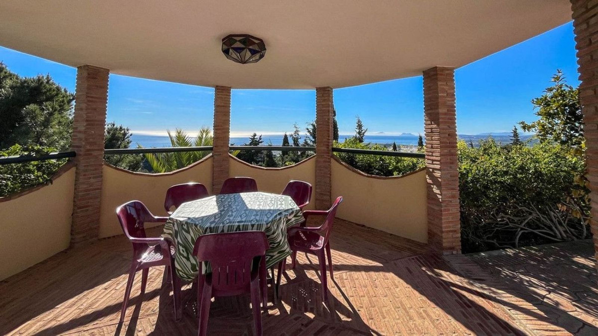 Huis te koop in Estepona | 6 slaapkamers H5361070