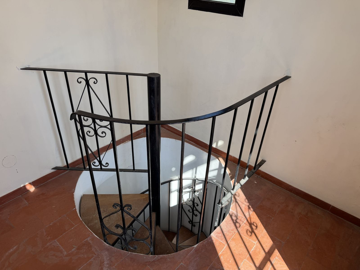 Huis te koop in Estepona | 3 slaapkamers H5361943