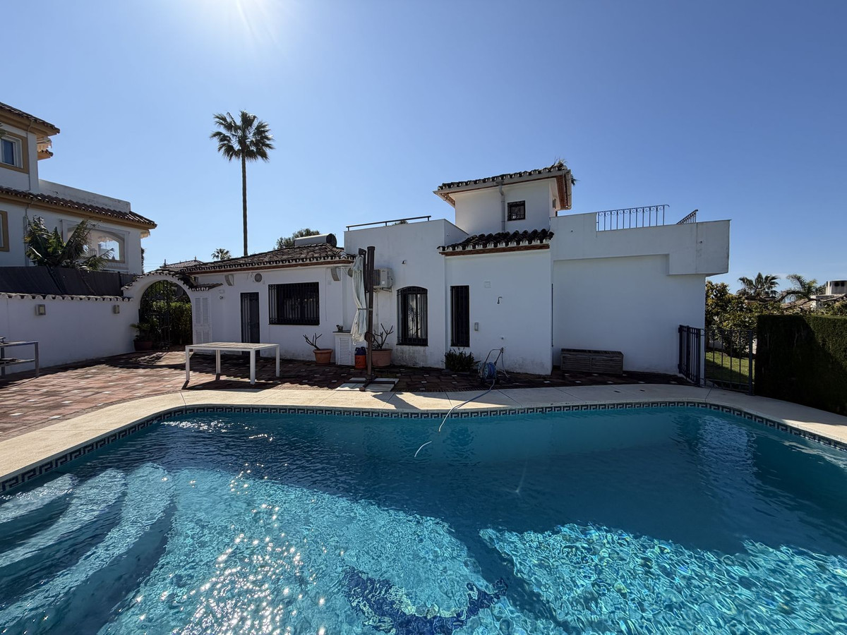 Huis te koop in Estepona | 3 slaapkamers H5361943