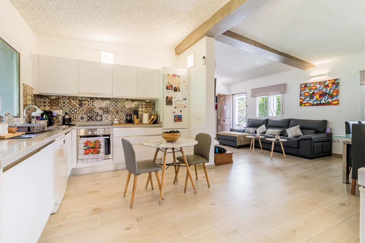 Huis te koop in Estepona | 2 slaapkamers H5362441