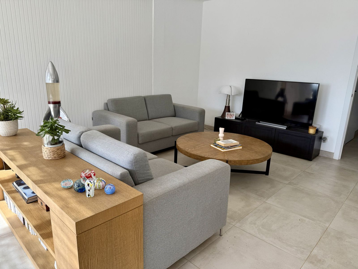 Huis te koop in Estepona | 3 slaapkamers H5362492