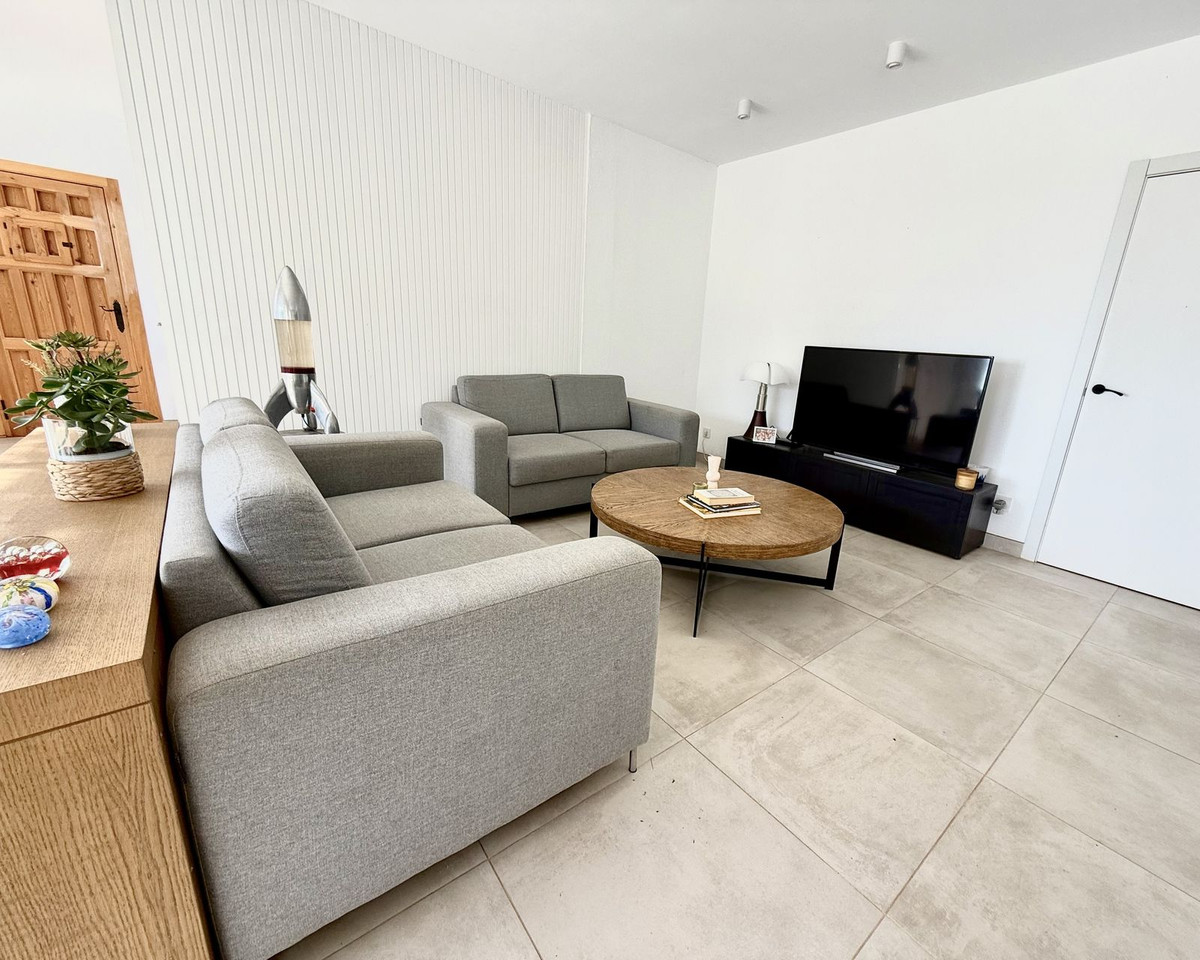 Huis te koop in Estepona | 3 slaapkamers H5362492