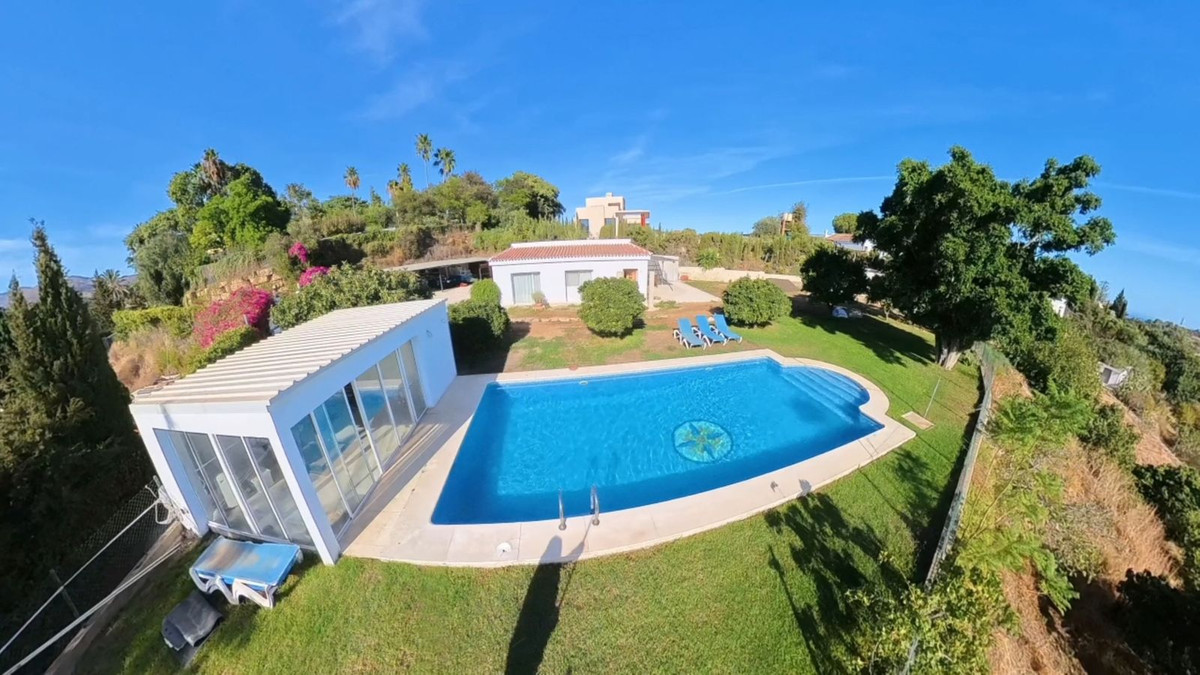 Huis te koop in Estepona | 3 slaapkamers H5362492