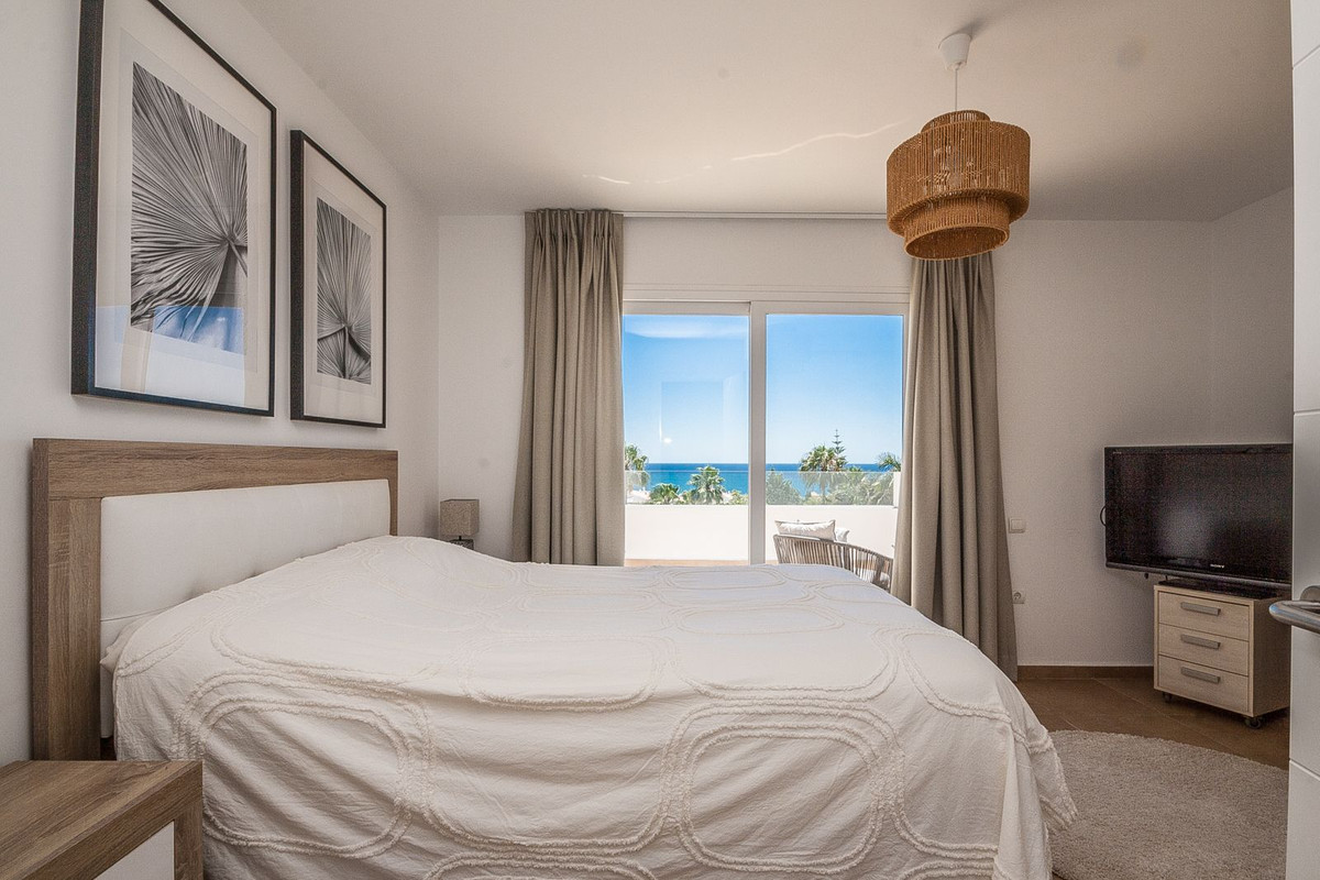 Huis te koop in Estepona | 6 slaapkamers H5362528