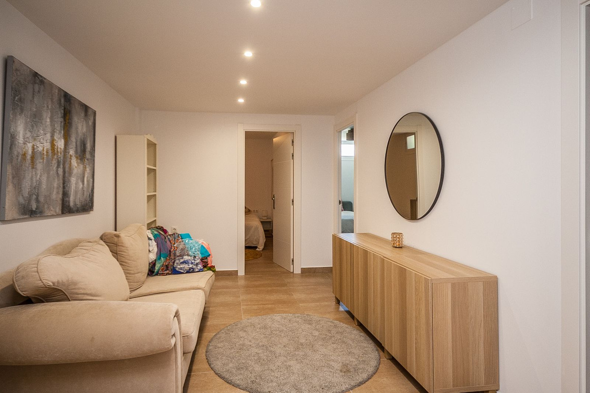 Huis te koop in Estepona | 6 slaapkamers H5362528