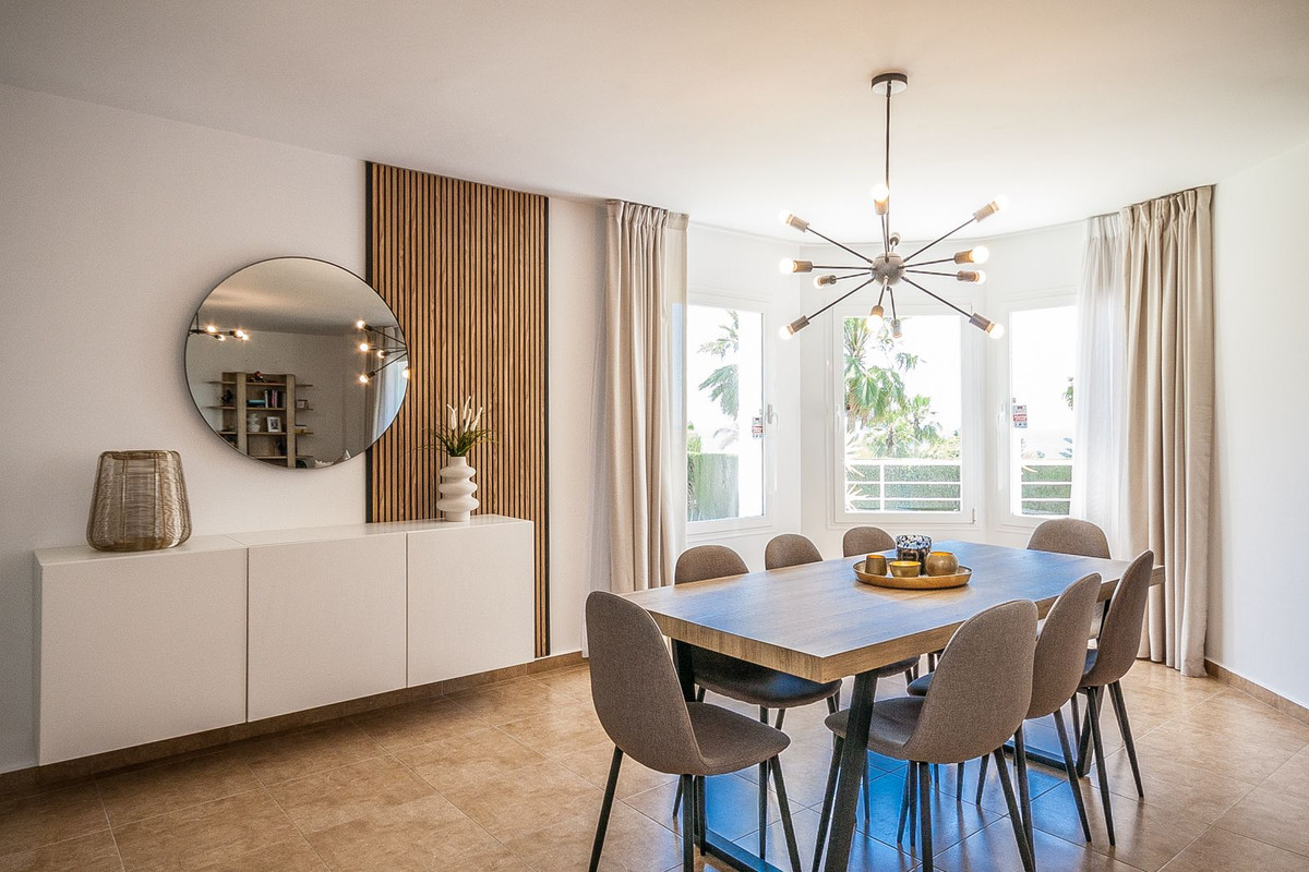 Huis te koop in Estepona | 6 slaapkamers H5362528