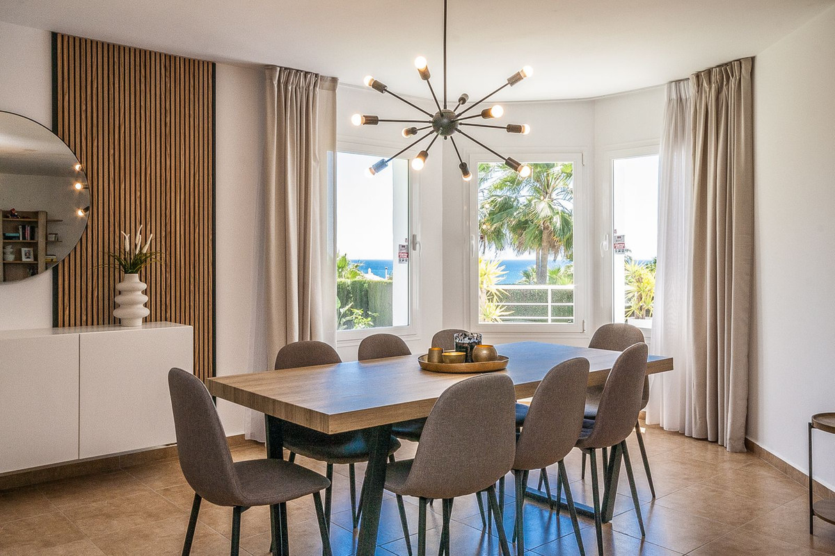 Huis te koop in Estepona | 6 slaapkamers H5362528