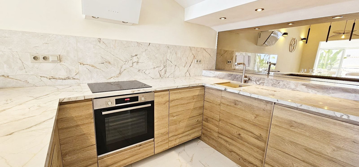 Huis te koop in Estepona | 3 slaapkamers H5363788