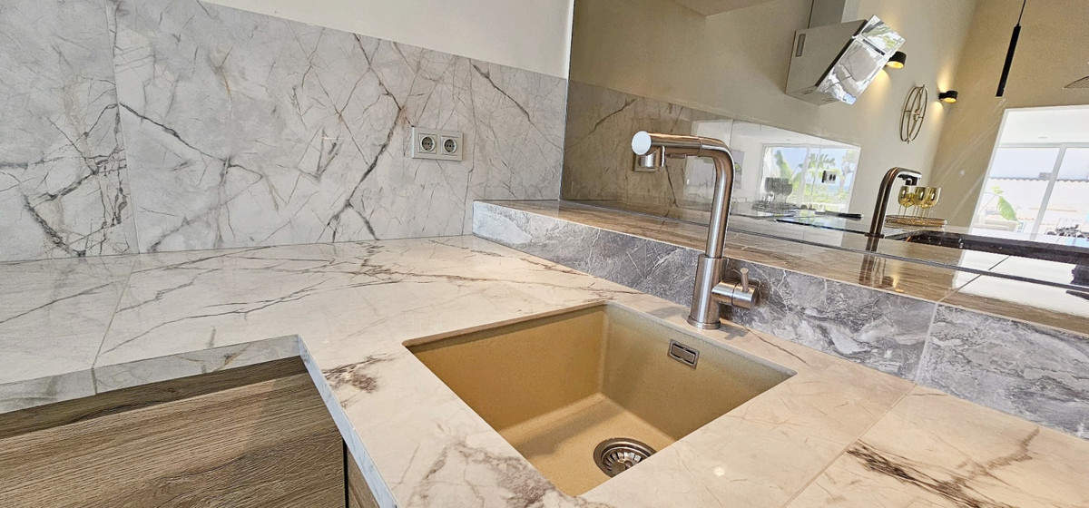 Huis te koop in Estepona | 3 slaapkamers H5363788