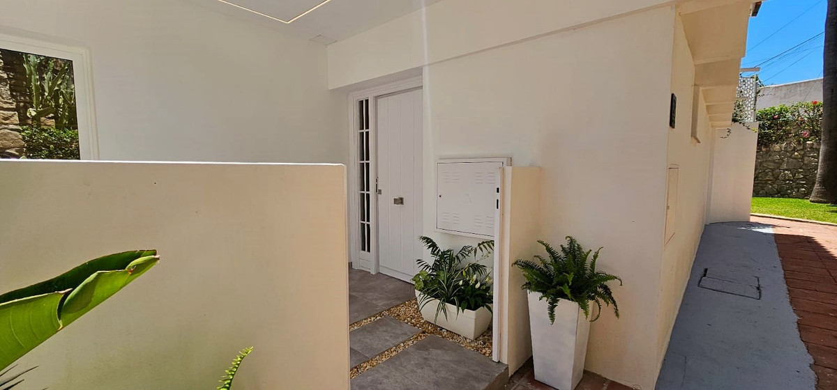 Huis te koop in Estepona | 3 slaapkamers H5363788