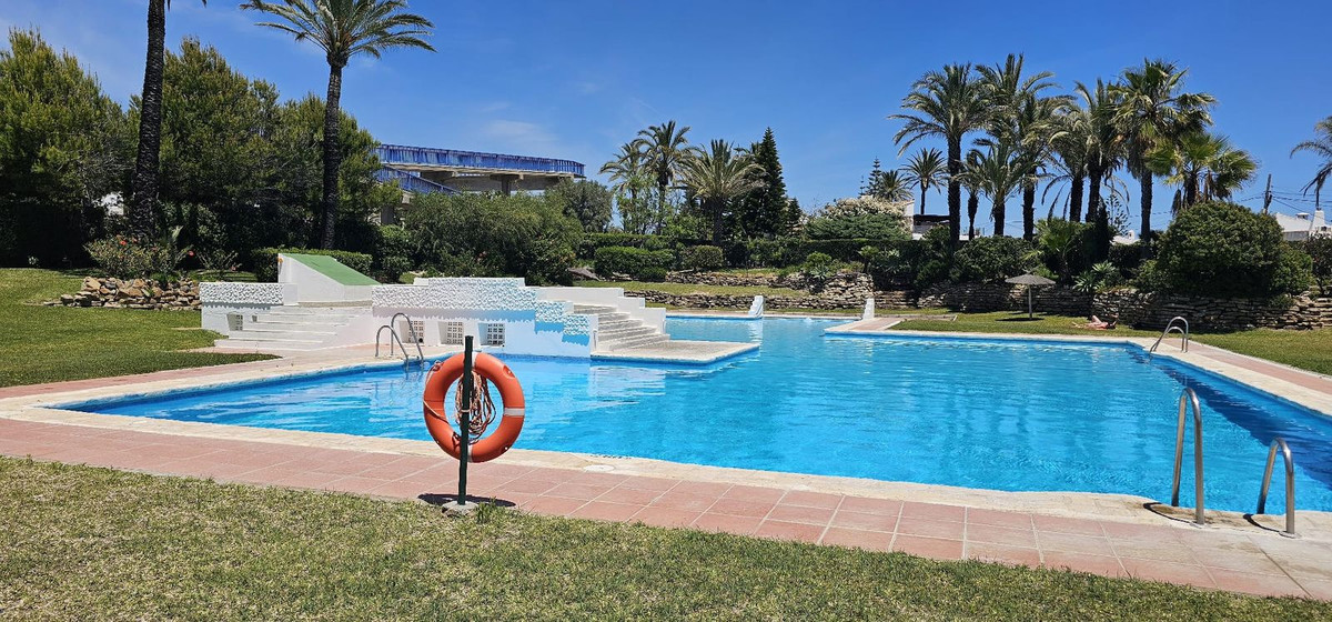 Huis te koop in Estepona | 3 slaapkamers H5363788
