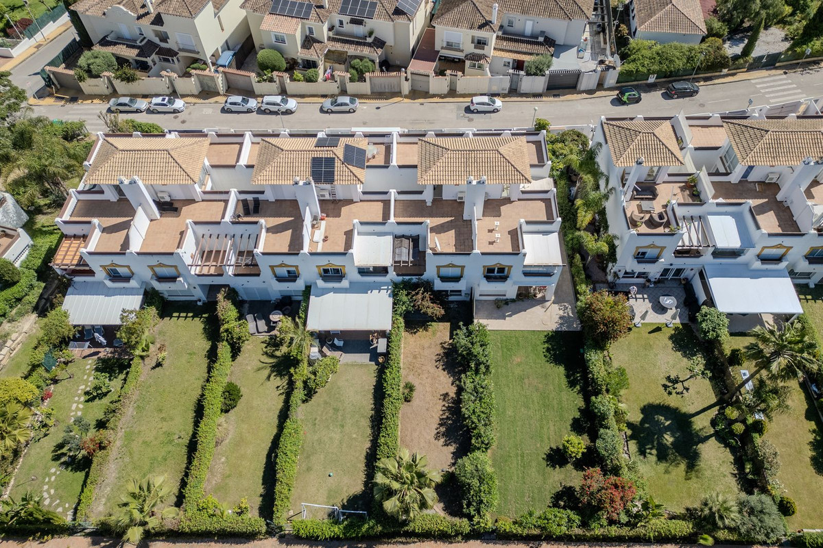 Huis te koop in Estepona | 3 slaapkamers H5363953