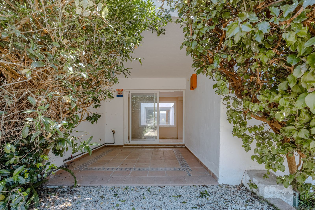 Huis te koop in Estepona | 3 slaapkamers H5363953