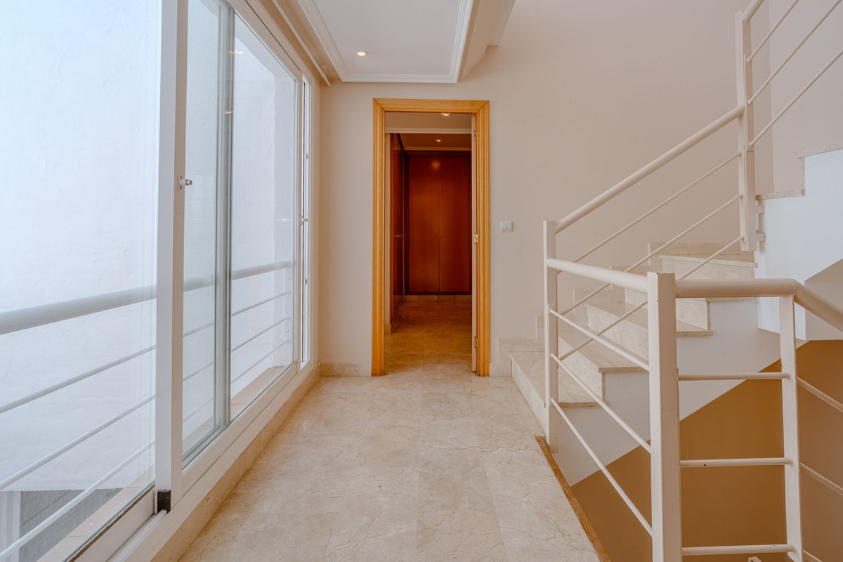 Huis te koop in Estepona | 3 slaapkamers H5363953