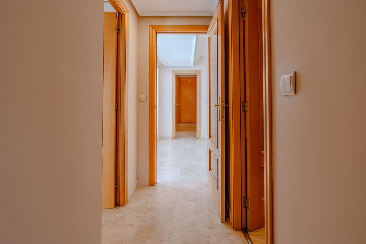 Huis te koop in Estepona | 3 slaapkamers H5363953