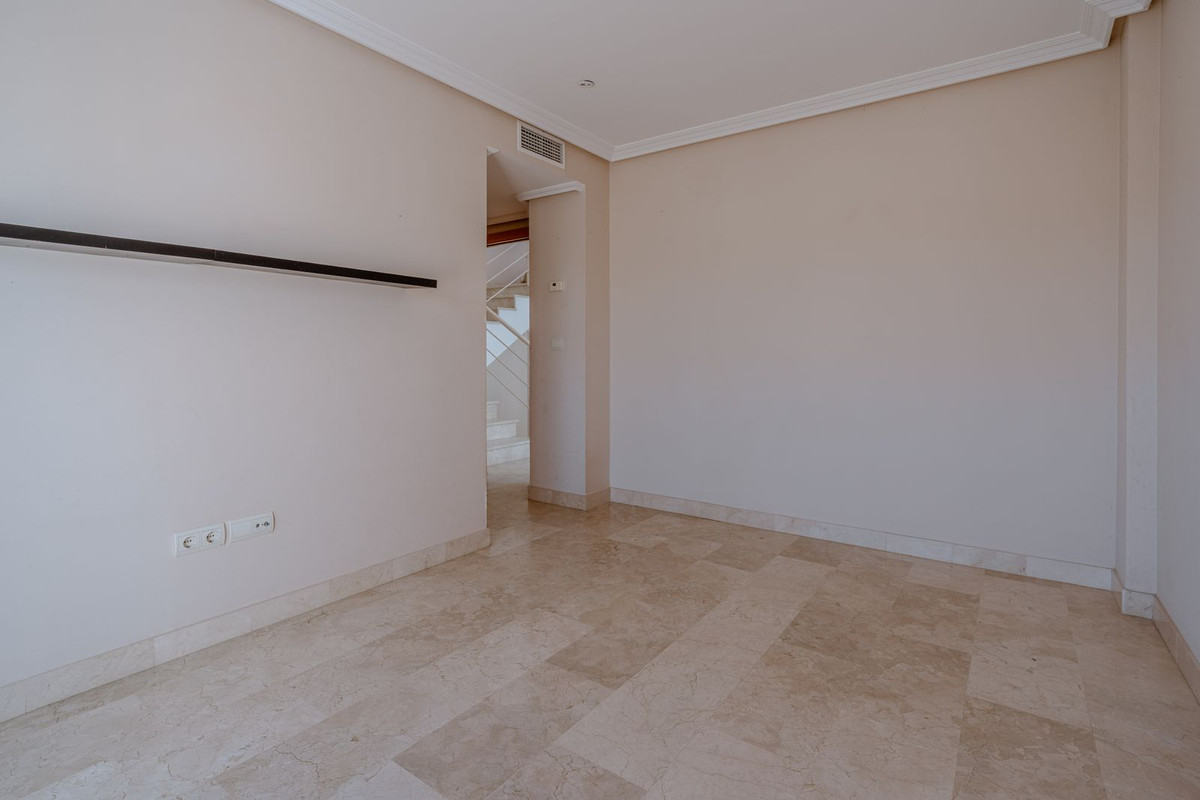 Huis te koop in Estepona | 3 slaapkamers H5363953