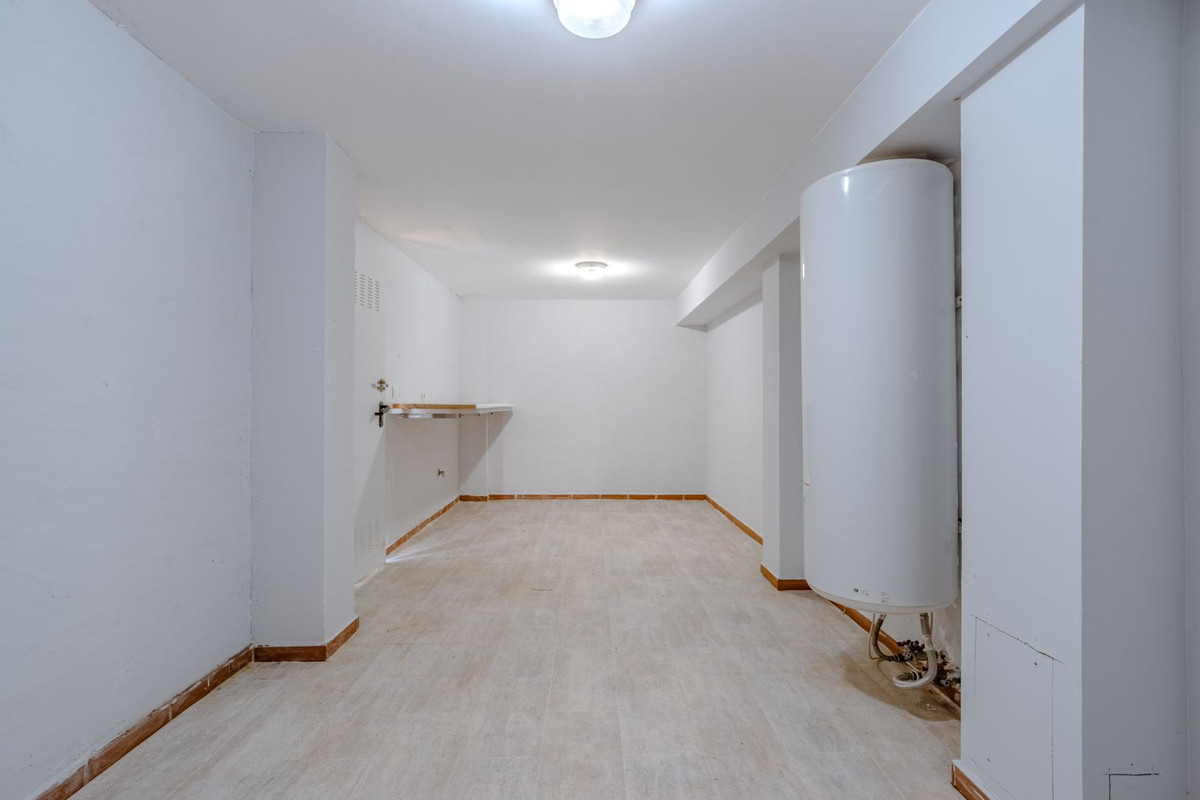 Huis te koop in Estepona | 3 slaapkamers H5363953