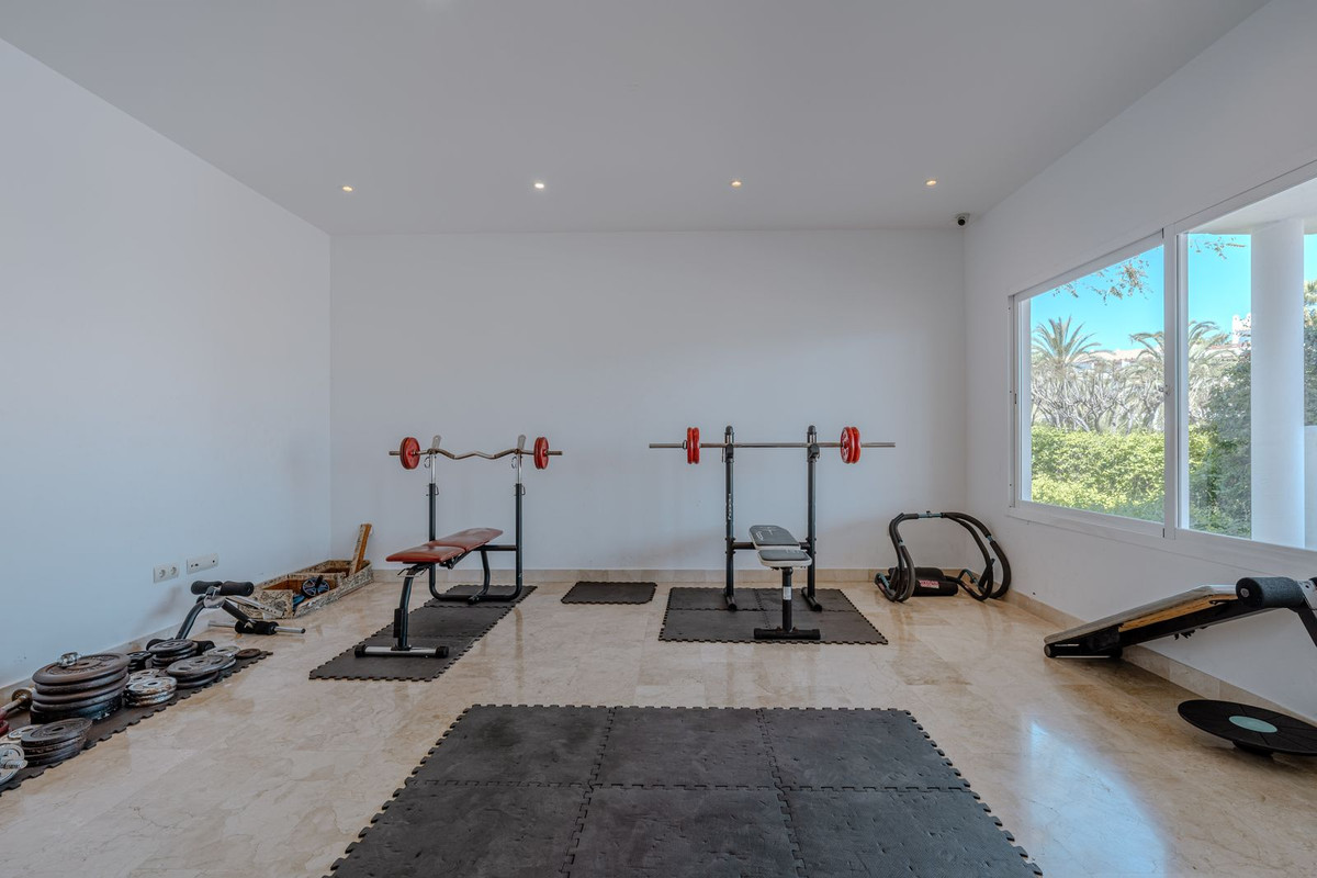 Huis te koop in Estepona | 3 slaapkamers H5363953