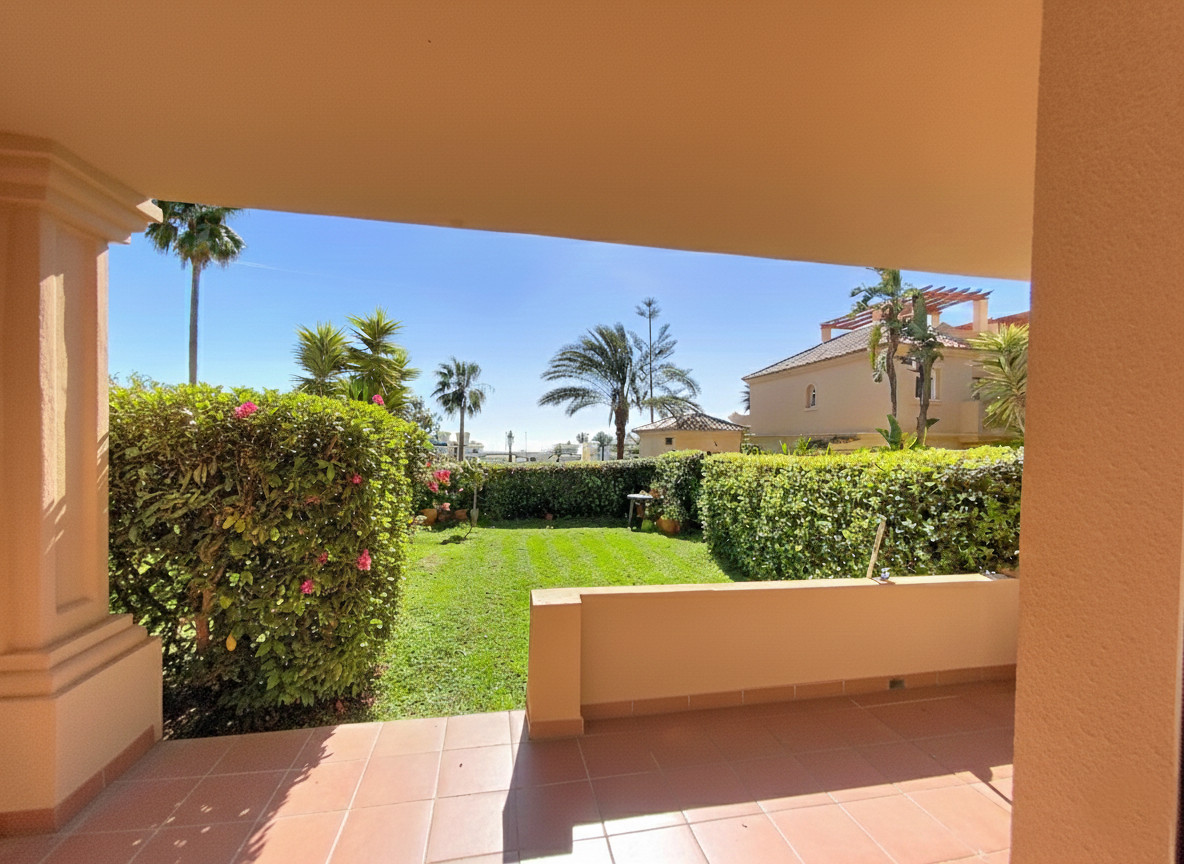 Huis te koop in Estepona | 3 slaapkamers H5364301