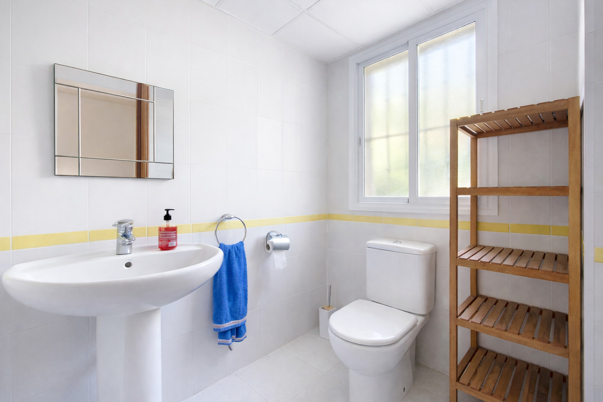 Huis te koop in Estepona | 3 slaapkamers H5364301