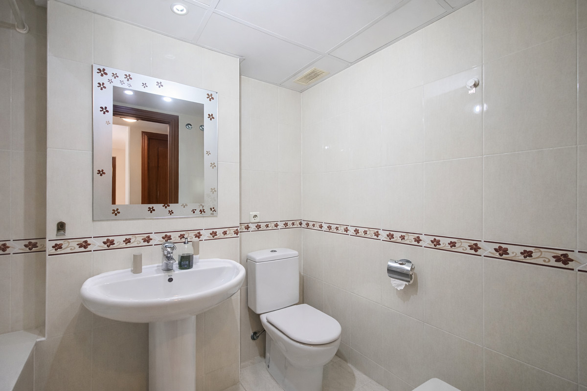 Huis te koop in Estepona | 3 slaapkamers H5364301