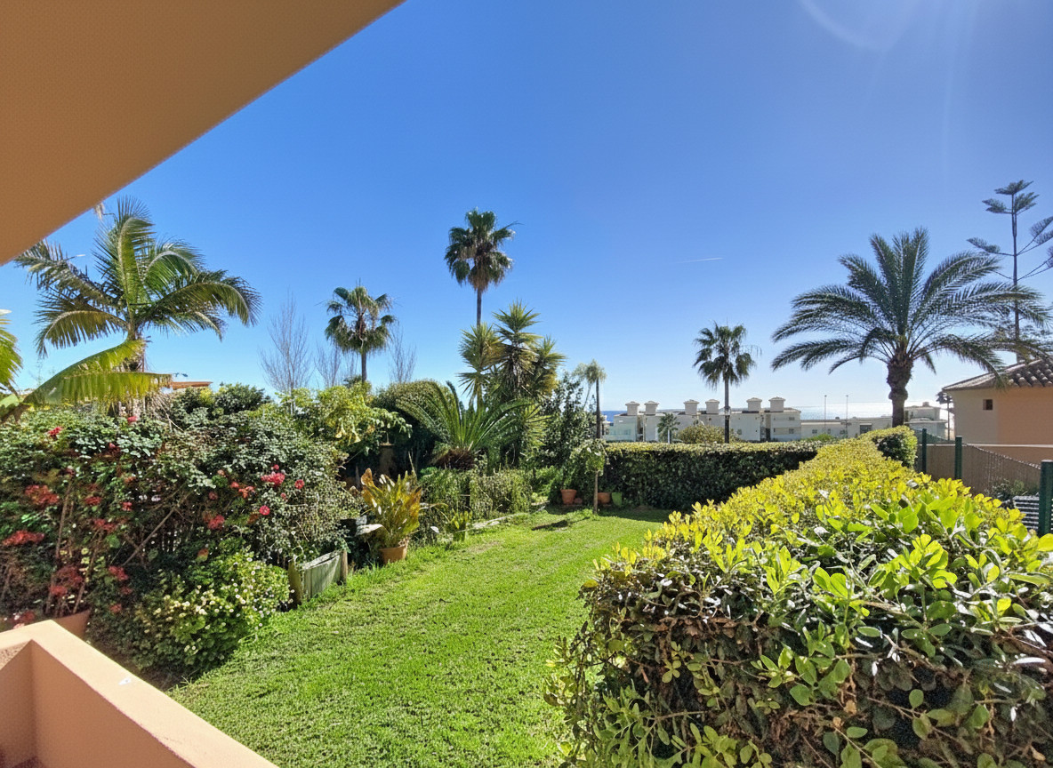 Huis te koop in Estepona | 3 slaapkamers H5364301