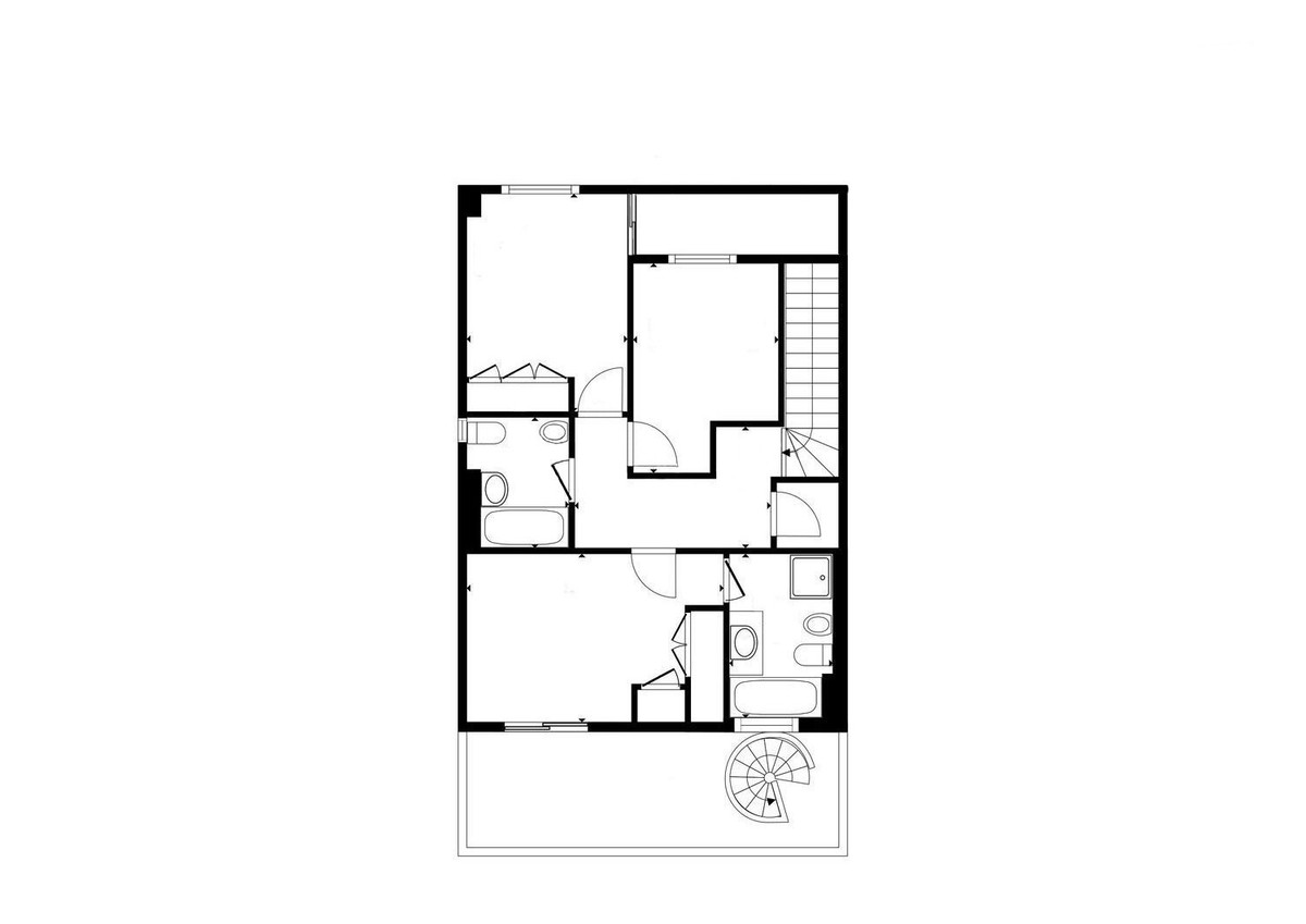 Huis te koop in Estepona | 3 slaapkamers H5364301