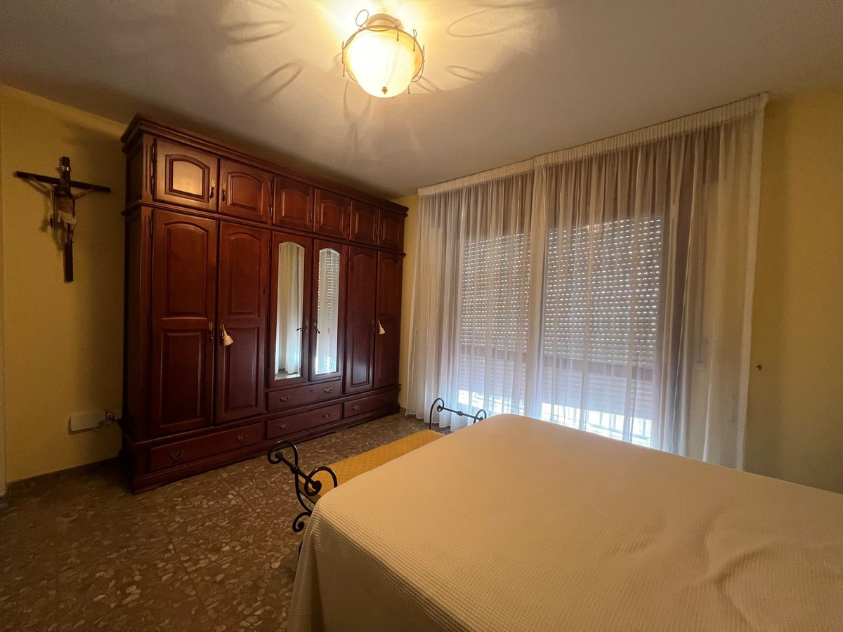 Huis te koop in Estepona | 6 slaapkamers H5365291