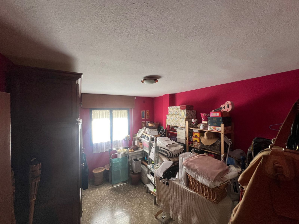 Huis te koop in Estepona | 6 slaapkamers H5365291