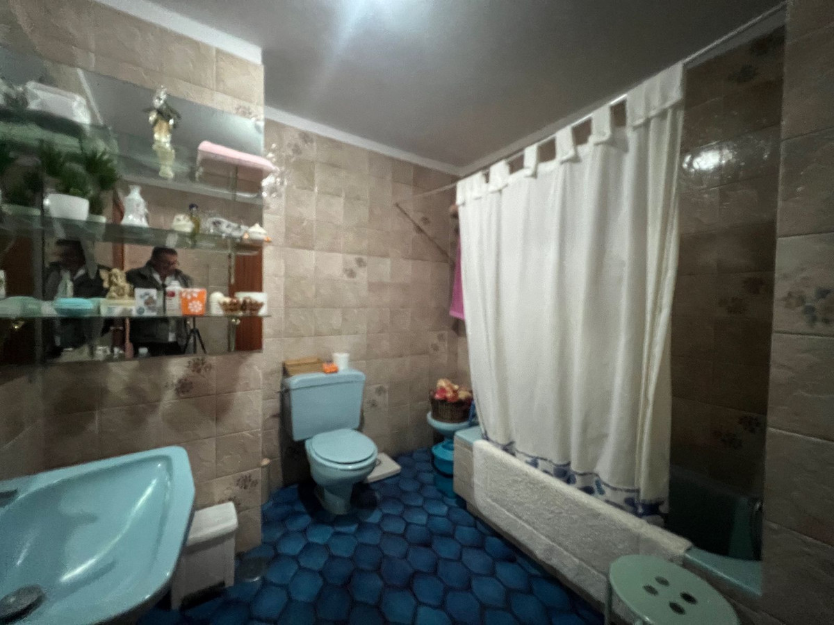 Huis te koop in Estepona | 6 slaapkamers H5365291