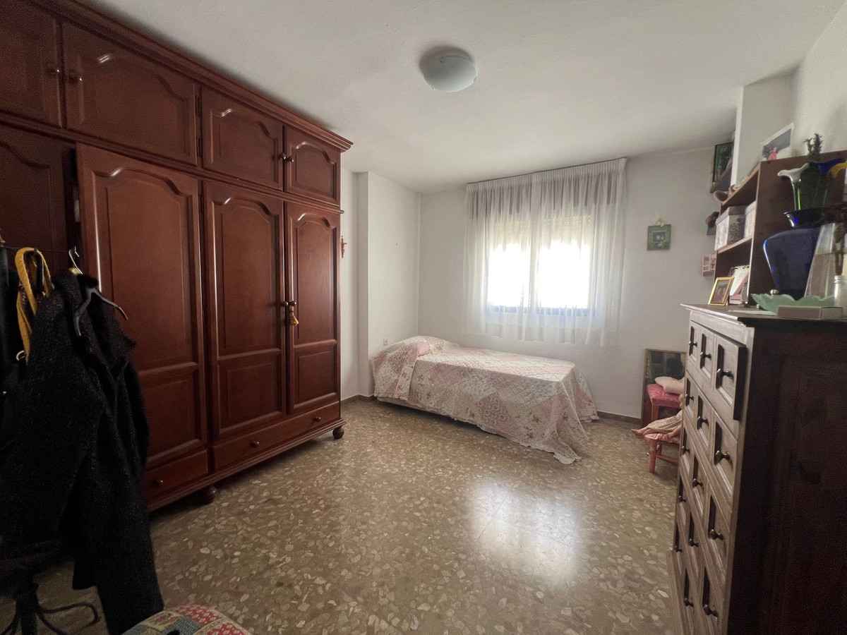 Huis te koop in Estepona | 6 slaapkamers H5365291