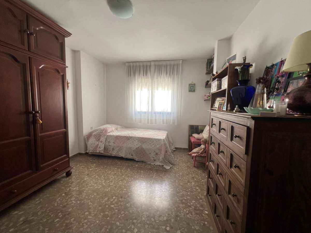 Huis te koop in Estepona | 6 slaapkamers H5365291