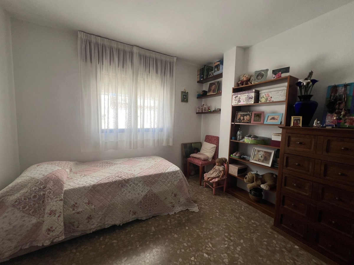 Huis te koop in Estepona | 6 slaapkamers H5365291