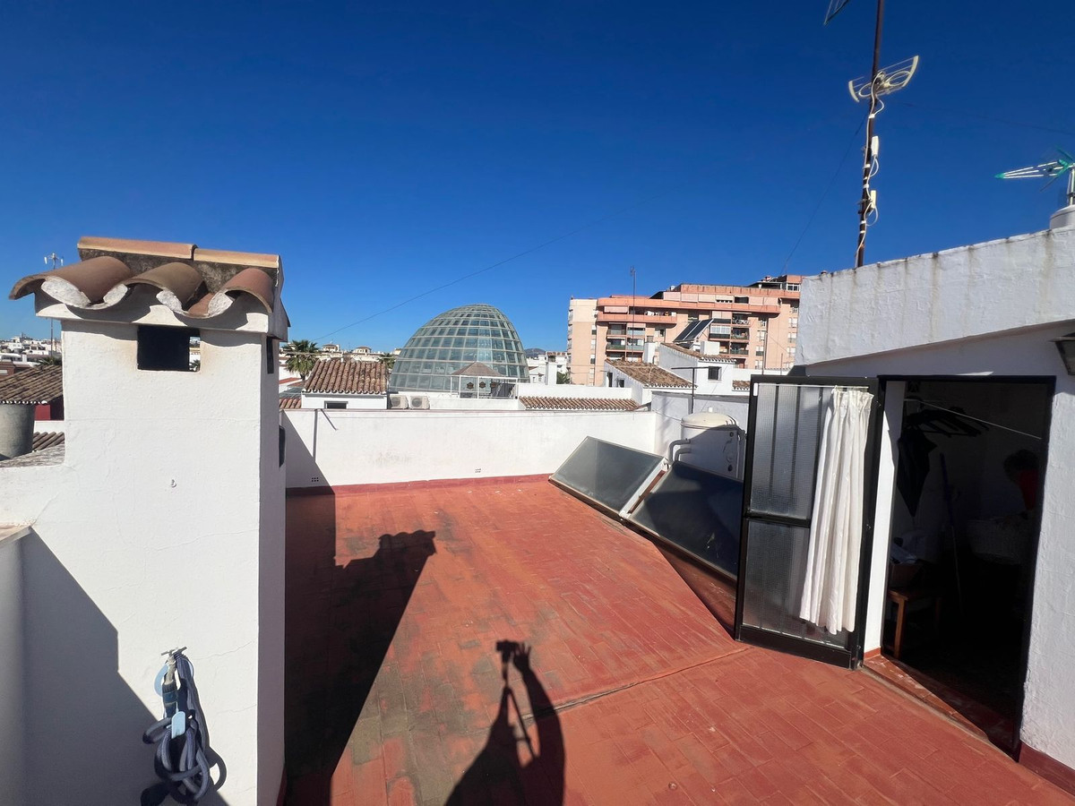 Huis te koop in Estepona | 6 slaapkamers H5365291