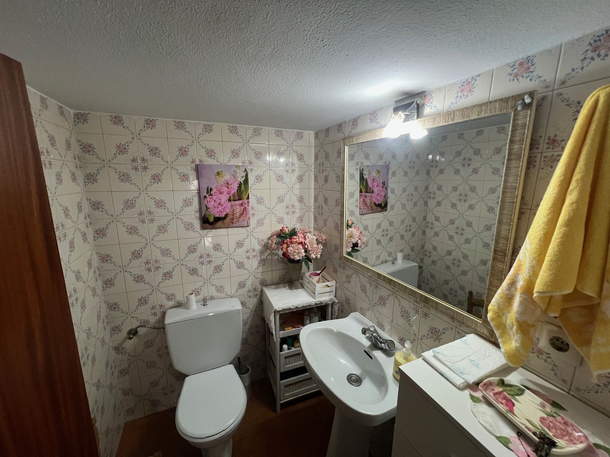 Huis te koop in Estepona | 6 slaapkamers H5365291