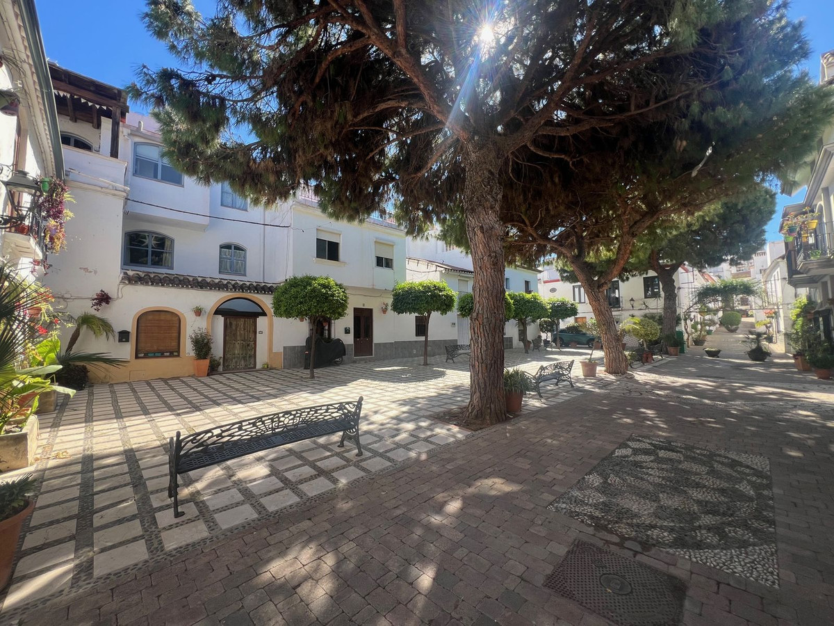 Huis te koop in Estepona | 3 slaapkamers H5365297