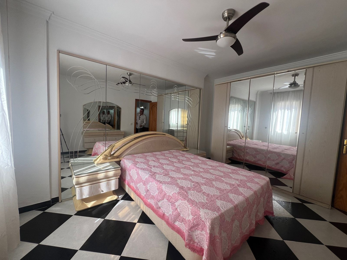 Huis te koop in Estepona | 3 slaapkamers H5365297