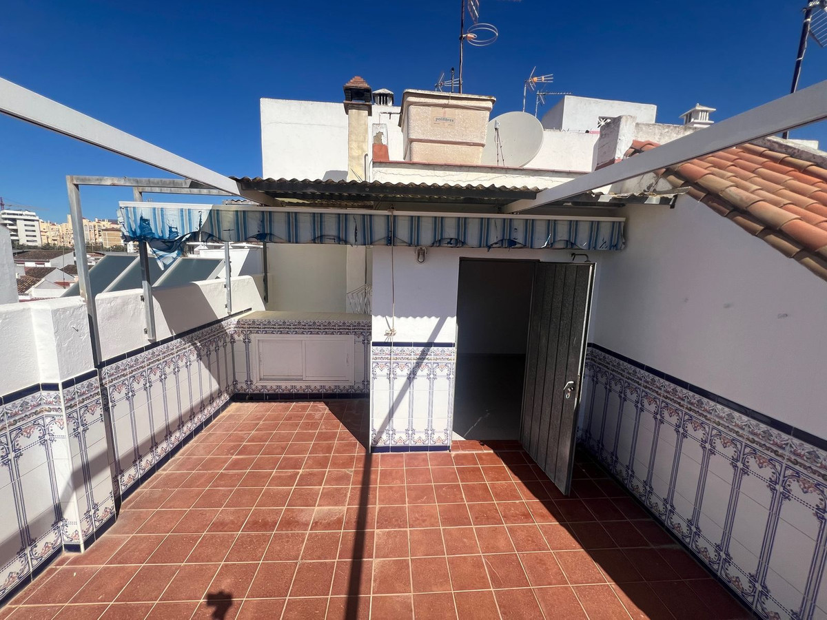 Huis te koop in Estepona | 3 slaapkamers H5365297