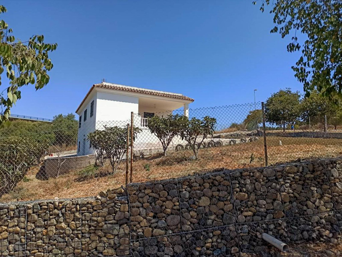 Finca - Cortijo te koop in Estepona | 3 slaapkamers H5365786