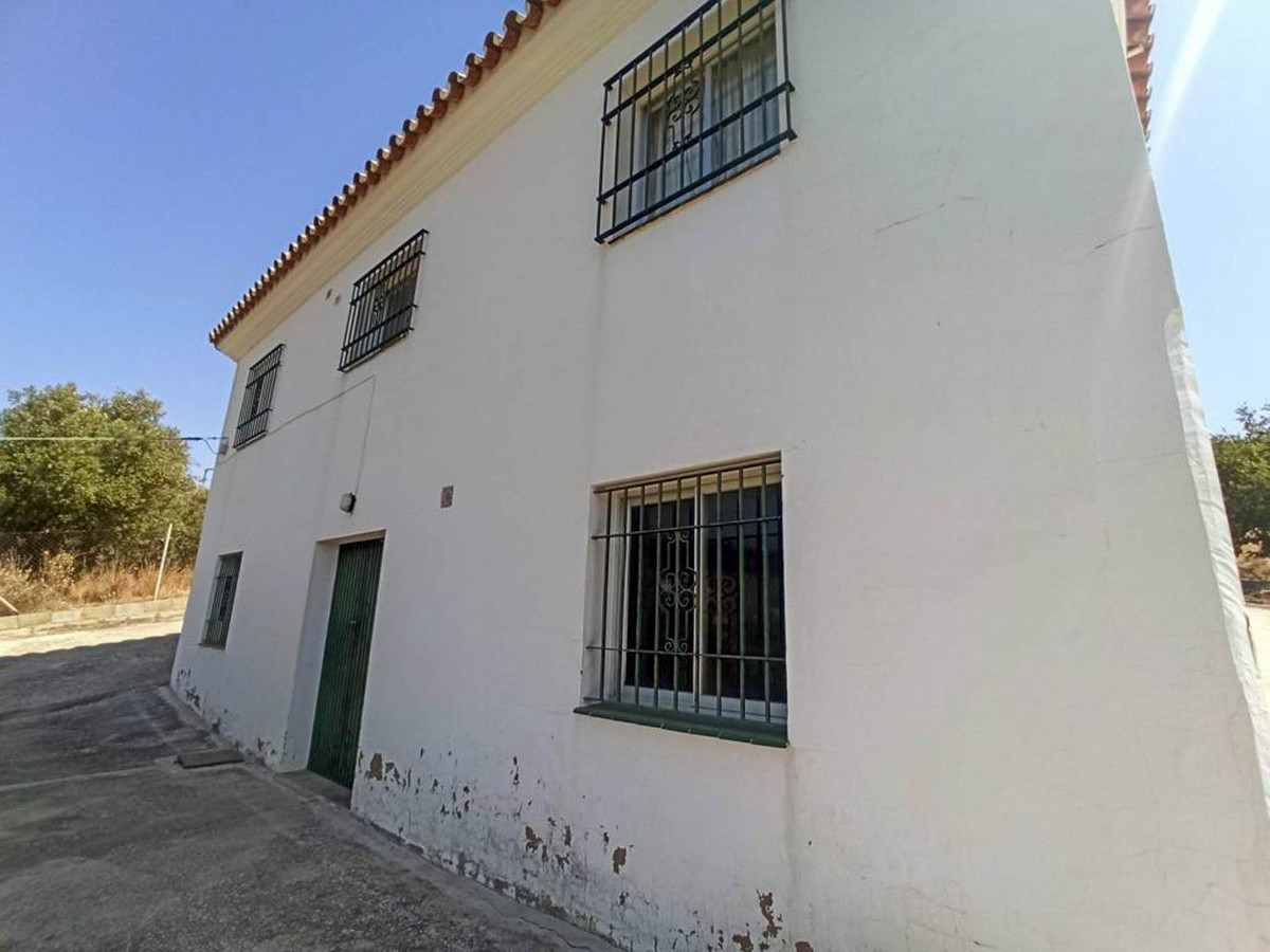 Finca - Cortijo te koop in Estepona | 3 slaapkamers H5365786