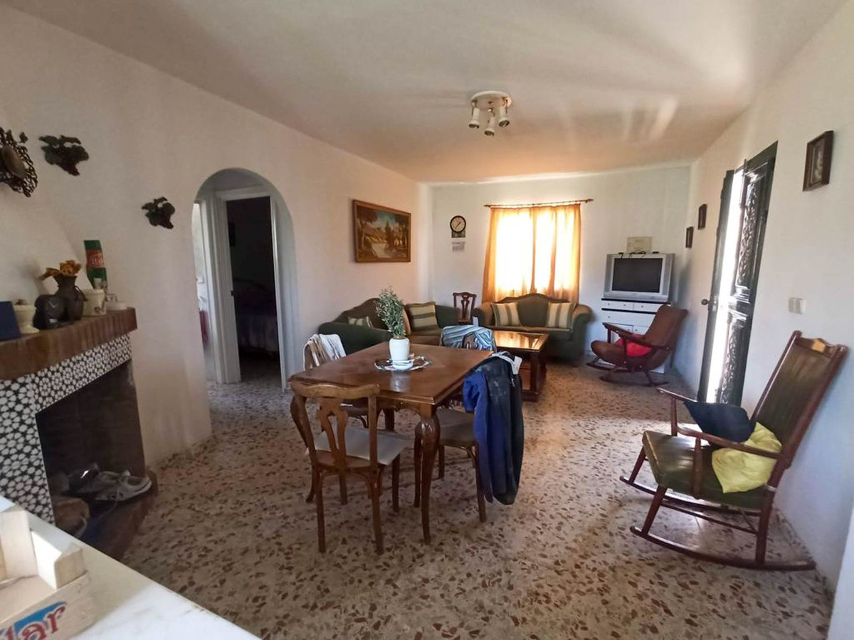Finca - Cortijo te koop in Estepona | 3 slaapkamers H5365786