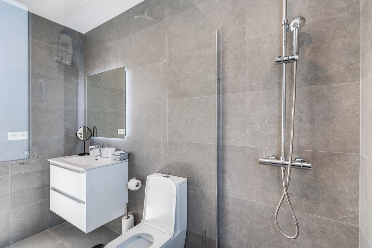 Huis te koop in Estepona | 4 slaapkamers H5366626