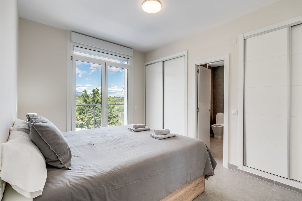 Huis te koop in Estepona | 4 slaapkamers H5366626