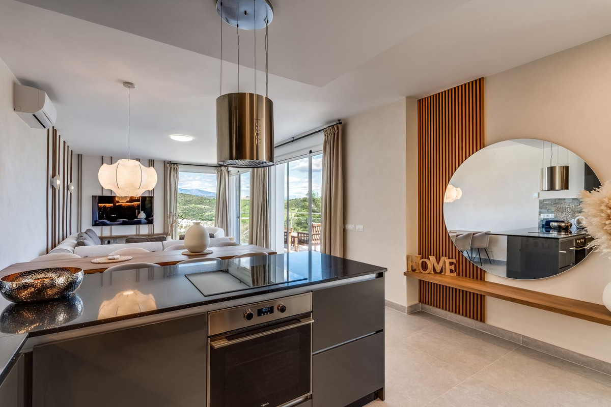 Huis te koop in Estepona | 4 slaapkamers H5366626