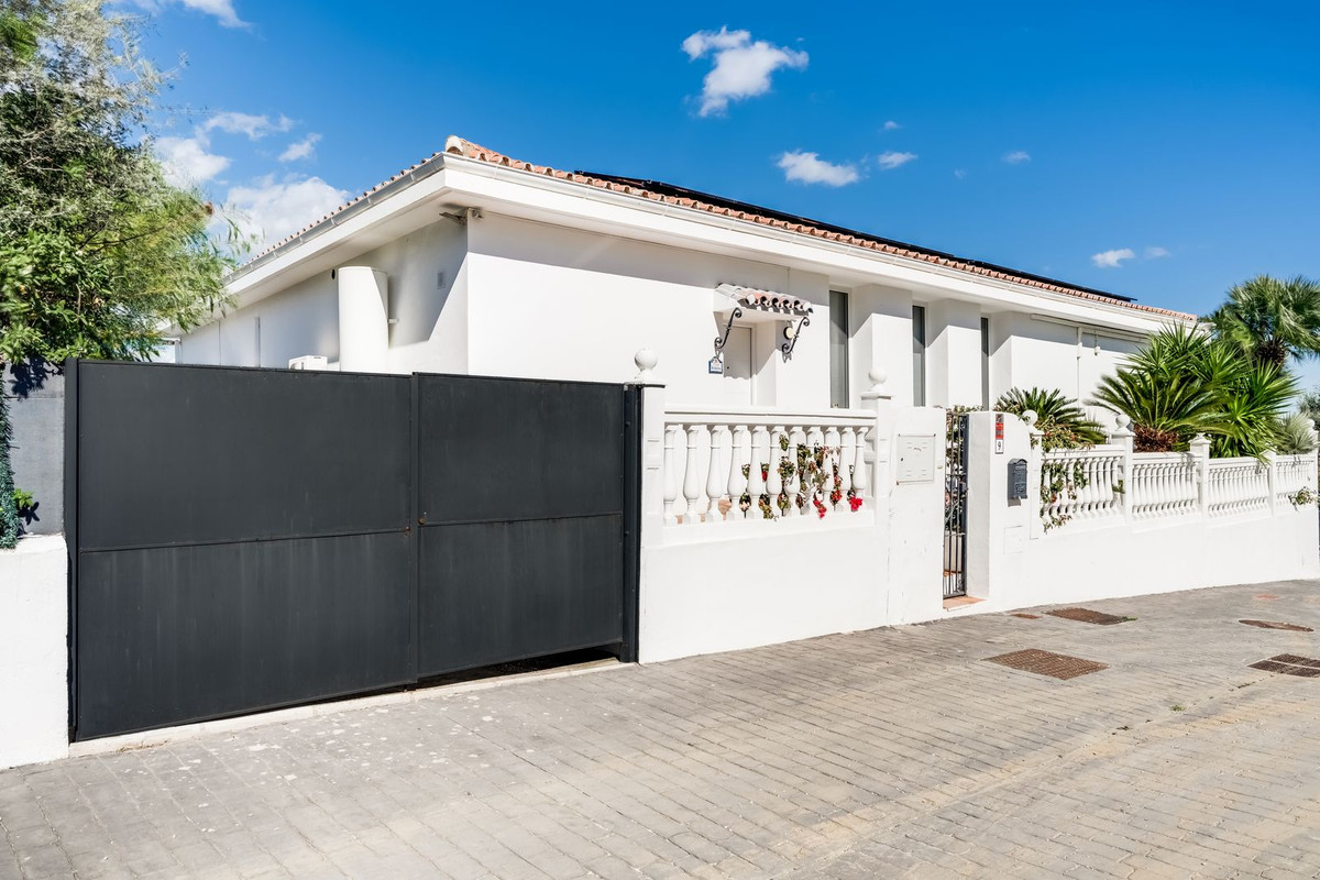 Huis te koop in Estepona | 4 slaapkamers H5366626