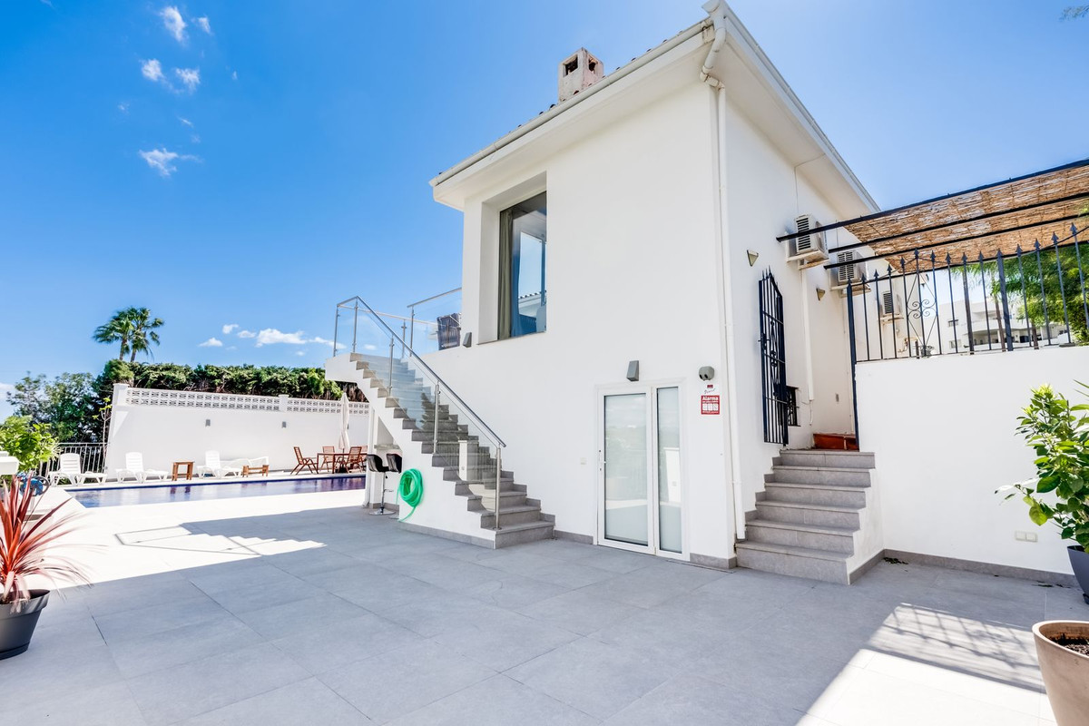 Huis te koop in Estepona | 4 slaapkamers H5366626