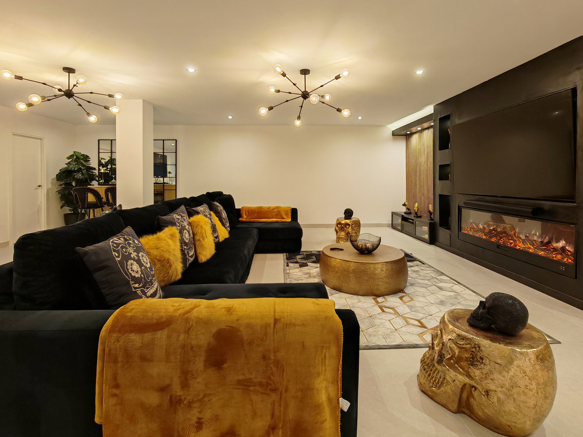 Huis te koop in Estepona | 5 slaapkamers H5367400