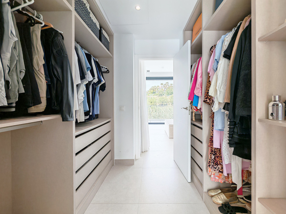 Huis te koop in Estepona | 5 slaapkamers H5367400