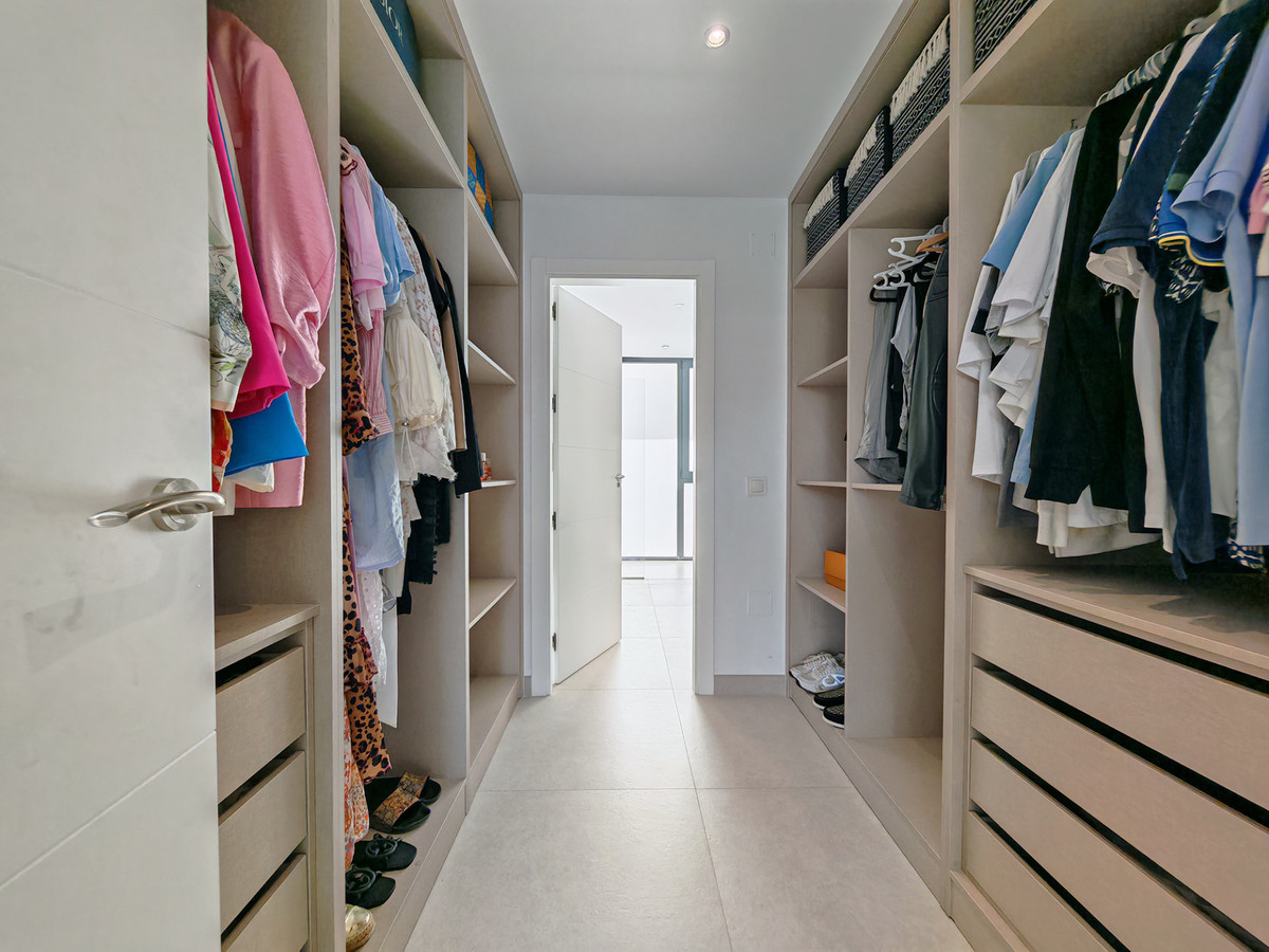 Huis te koop in Estepona | 5 slaapkamers H5367400